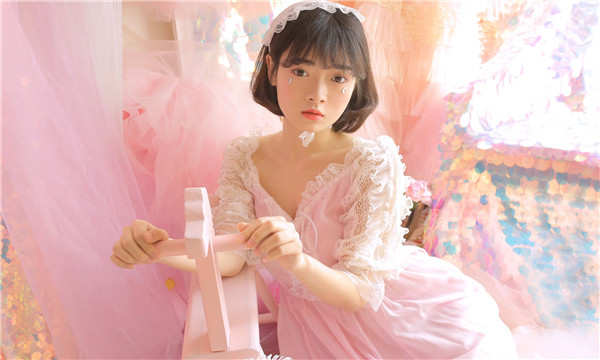 绥芬河供卵试管代怀生子多少钱？这一直是很多不孕不育家庭关注的话题。在中国，不孕不育的发生率越来越高，根据《中国不孕不育现状调研报告》显示，育龄夫妇的不孕不育率从20年前的3%增长至现在的12.5%-18.2%，患者人数高达6000万以上。在这样的背景下，许多家庭通过供卵试管来实现自己的生育梦想。那么，供卵试管代怀生子的费用到底是多少呢？
